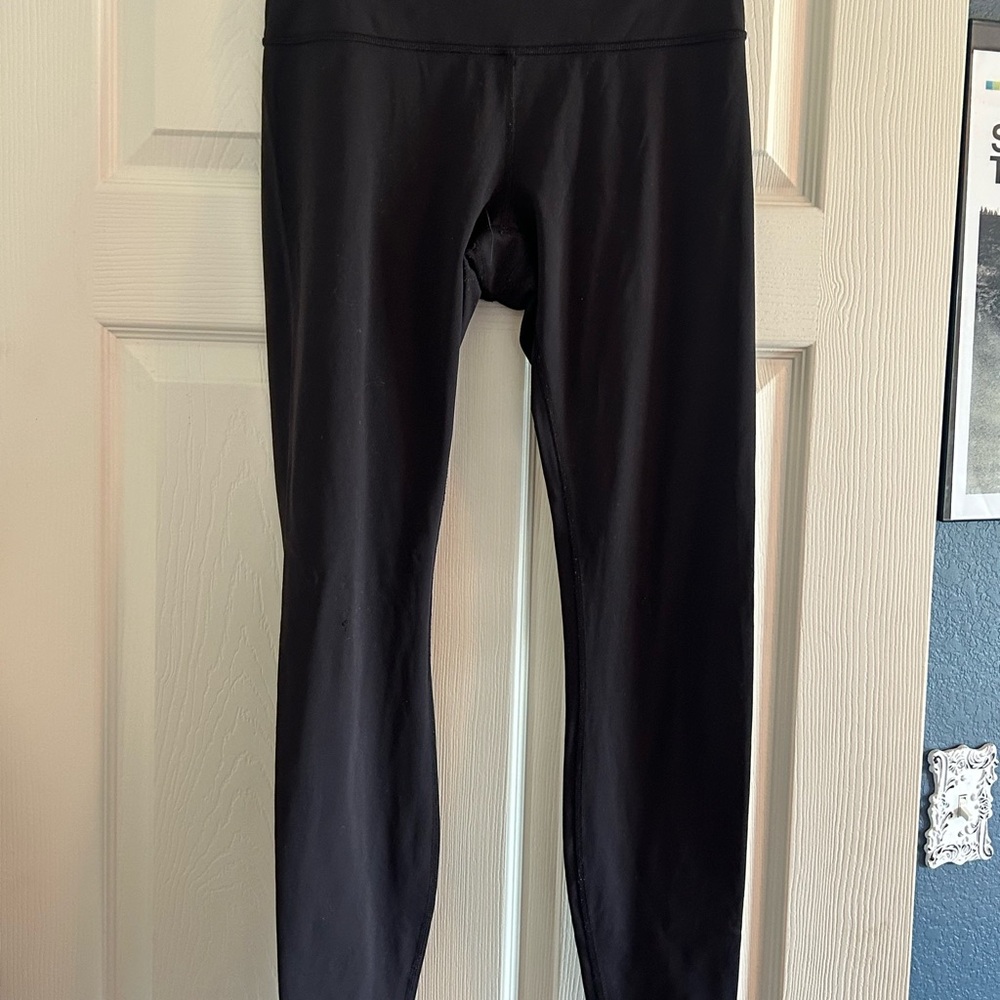 Black Lululemon High-Waisted Leggings